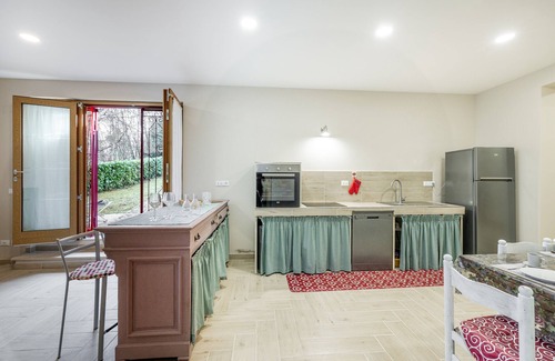 Macchino House | Comfortable Home Vittoria1 Among Greenery, Pistoia, Italy