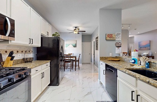 Crescent Lakes House | Comfortable home with private pool, central AC, washer/dryer & patio