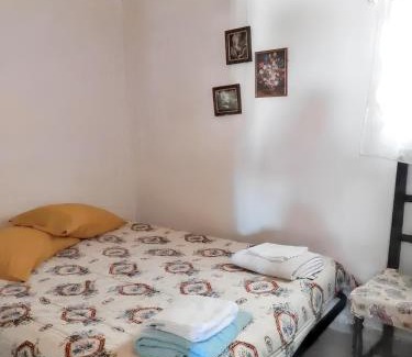 Penhas da Saude House | Comfortable house in Cortes do Meio with garden
