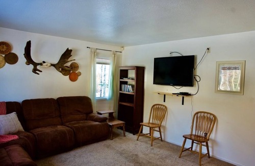 Kenai House | Comfortable Kenai Home! Sleeps 8. Minutes from amenities and the Kenai River!