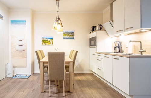 Boergerende-Rethwisch Apartment | Comfortable large suite, pool and sauna, 30 meters to the beach, large south-facing balcony