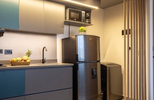 Estadio Apartment | Comfortable Stadio Suite Rosa Negra