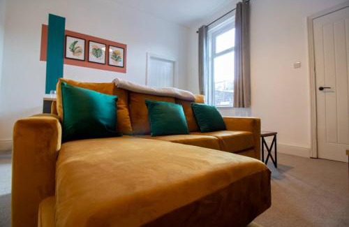 Sunderland House | Comfortable Stay At 3 Br Home, Prime Location