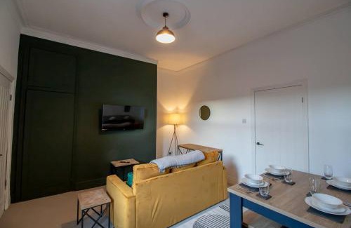 Sunderland House | Comfortable Stay At 3 Br Home, Prime Location