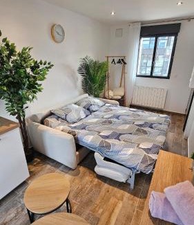 Bezons Apartment | comfortable studio in Bezons