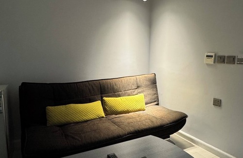 Palestine Street Apartment | Comfortable studio in Elham