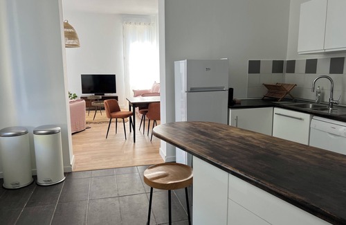 Cauderan House | Comfortable town house 10 minutes from town center.