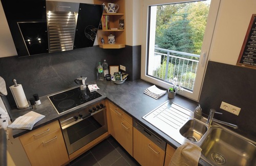 Mastershausen Apartment | Comfortable Vacation Apartment "Goldener Mond" with Wi-Fi, Balcony