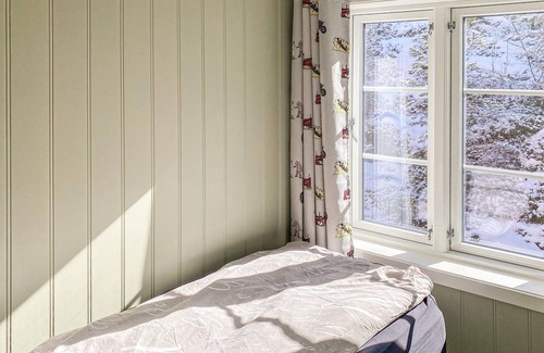 Frei Apartment | Comfortable vacation apartment with a view of the water.