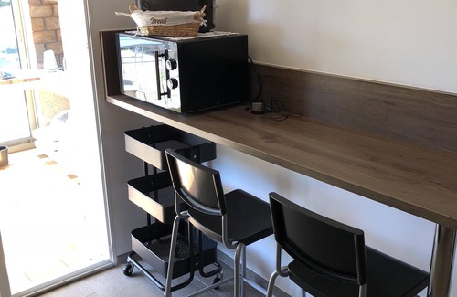 Lauris Villa | Comfortable villa in a quiet area, close to the village, shops and restaurants