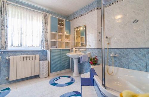 Kukci Villa | Comfortable Villa in Porec with Private Swimming Pool