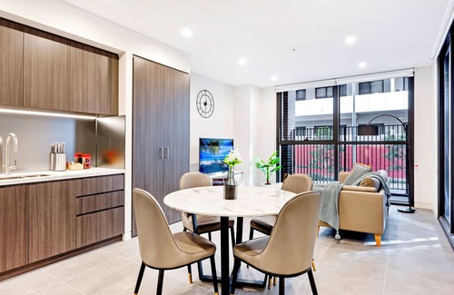 North Strathfield Apartment | Comfy 1 Bedroom | Homebush