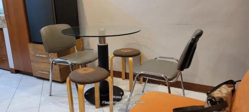 Ermita Apartment | COMFY 1-BR Condo near SLEC, US Embassy, Malls,Park
