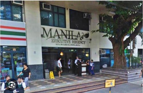 Ermita Apartment | COMFY 1-BR Condo near SLEC, US Embassy, Malls,Park