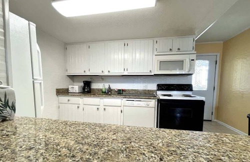 North Myrtle Beach House | Comfy 12br,Oceanfront,Sm Dogs,P472