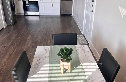 Spring Branch West Apartment | Comfy 2 Bedroom Apartment Near Downtown Houston