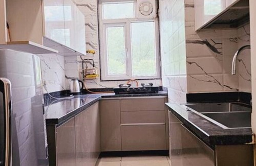 Delhi Cantonment Apartment | Comfy 2 BHK in Lajpat Nagar near market by HostMyStay