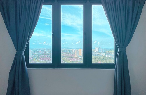 Central Seberang Perai Apartment | Comfy 3-Bedrooms Apartment at Meritus Residensi