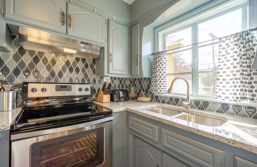 Central Oklahoma City House | Comfy Colonial - up to 15 ppl, 5 mins to Plaza District or State Fair