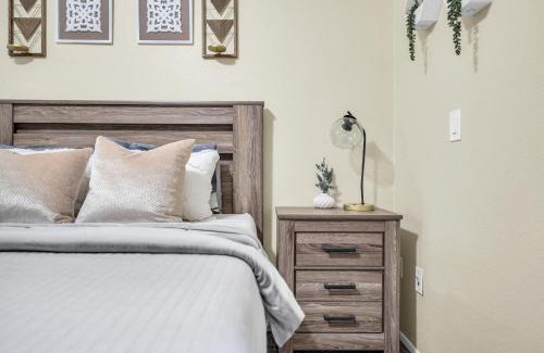 Maryvale Apartment | Comfy Condo with Heated Pool and Gym