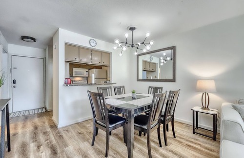 Walden on Lake Conroe Condo | Comfy Condo with Remote Office/Workspace - Closest Condo to Walden Golf Club!