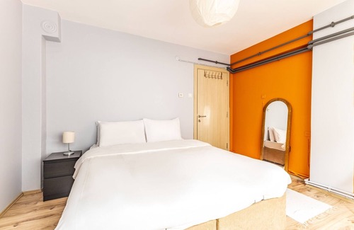 Fatih Apartment | Comfy Furnished Flat by Marmaray