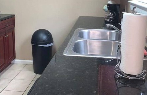 McNair Condo | Comfy Gated Baytown 7+ Day Discounts