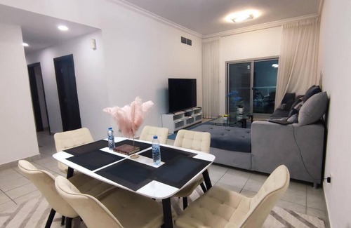 Dubai Marina Apartment | Comfy home 2 BHK well furnished Apartment in Marina