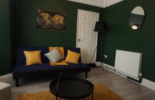 Newport House | Comfy home in Newport