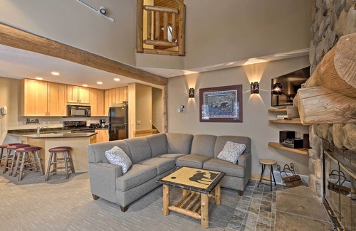 Lutsen Villa | Comfy Lutsen Mountain Villa w/Balcony & Grill