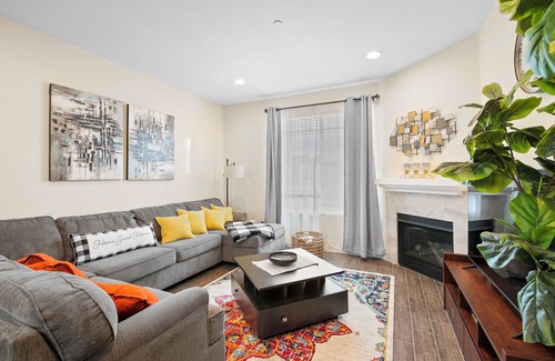 Cypress House | Comfy Relaxing Getaway Home