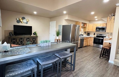 Wasilla Ski Chalet | Comfy retreat in the heart of Wasilla