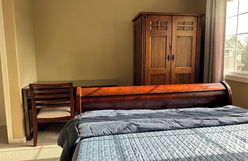 Fort Collins House | Comfy room in a large, beautiful, quiet and home centrally located in NoCo!