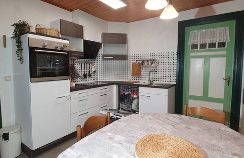 Nordholz House | Comfy vacation home on the dike + Wi-Fi + pet-friendly (HS rentable Sat to Sat)