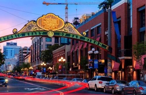 Cortez Hill House | Comic Con 2023 7/19-7/24