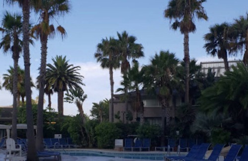 Mission Valley Resort | Comic-Con special resort lodging, sleeps four with full kitchen.