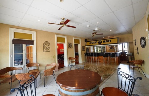 Charters Towers Hotel | Commercial Hotel