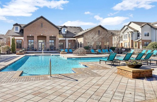 Greenville - Spartanburg Apartment | Community's ambiance impeccable!