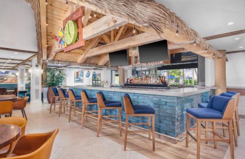 Park Shore Hotel | Compass by Margaritaville Hotel Naples