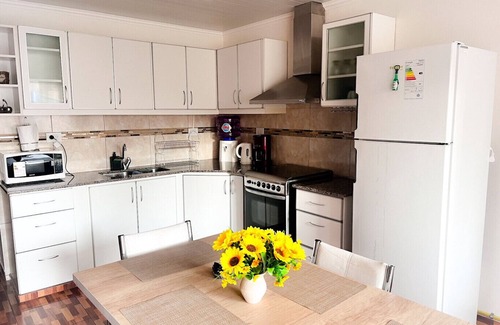 Lomas de Zamora Ski Chalet | Complete house with garage and patio with barbecue