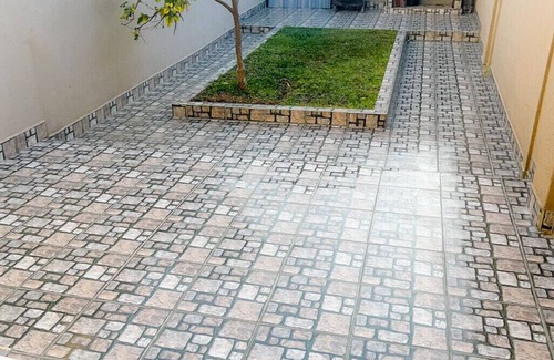 Lomas de Zamora Ski Chalet | Complete house with garage and patio with barbecue