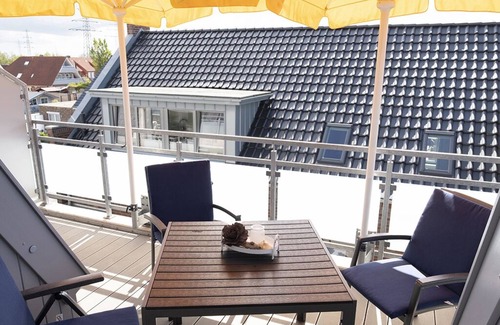 Norddeich Apartment | Completed in early 2017, this 80 sqm penthouse apartment in Norddeich's prime location is certainly one of the most beautiful (vacation) apartments on the entire North Sea coast. The apartment has an exceptionally.
