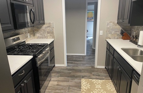 Lubbock House | Completely remodeled 3-bedroom 2 bath in south Lubbock. 7 min to Tech.