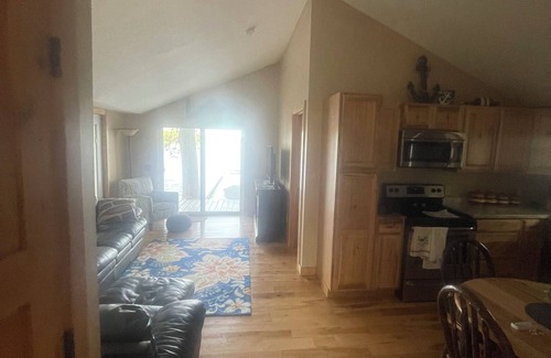 Aitkin House | Completely Renovated 2 bedroom1bath with loftnFarm Island Lake