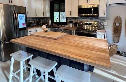 West Dover Cottage | Completely renovated Cottage w/Hot tub at Mt Snow