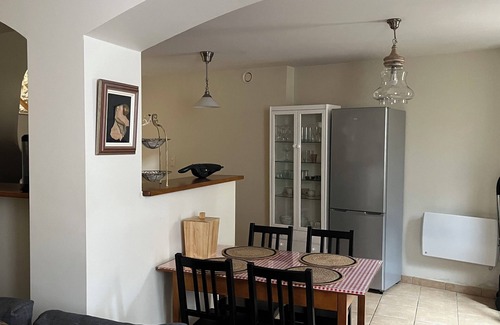 Grillon House | Completely renovated 18th century stone haven of peace. 2 bedrooms, parking.