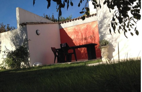 Loix House | Completely renovated typical Réthaise house - Sleeps 4