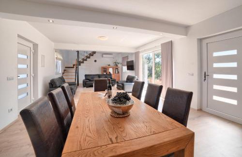 Liznjan Villa | Complex of two villas Palera XXL with private pools