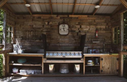 Caraquet House | Complexe d'hébergement la Maison touristique Dugas