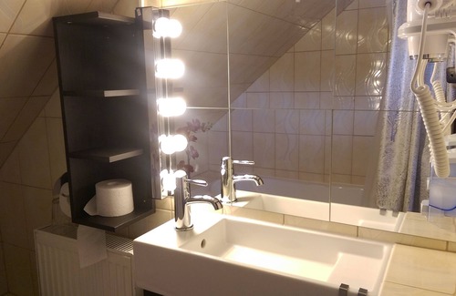 Baia de Fier House | Conacul Bunicilor